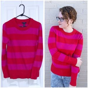 3/$20❄️ GAP Red Pink Striped Sweater Size M